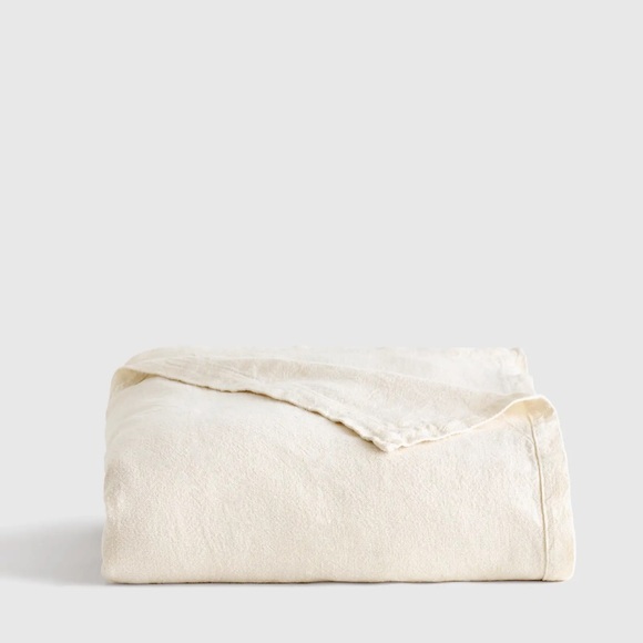 Quince Vintage Wash European Linen Bed Cover - Picture 2 of 7